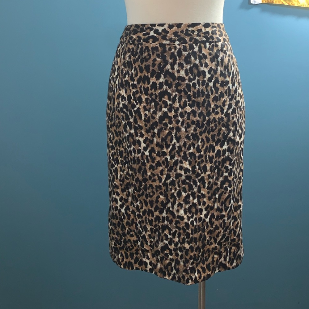 LOFT Leopard print pencil skirt